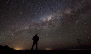 Astronomer Alan Fitzsimmons contemplates the Southern Sky.