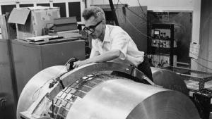 Joseph Weber and one of his gravitational wave detectors.