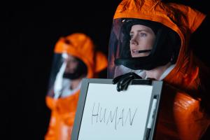 Communicating with aliens in the move Arrival.