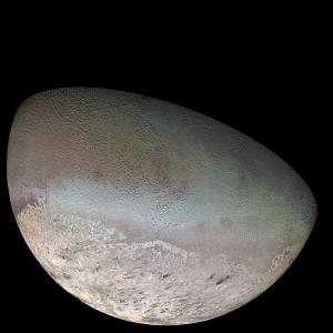 Color Mosaic of Triton, taken by Voyager 2 in 1989.
