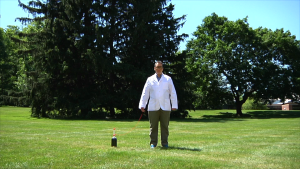 Performing an experiment for kids